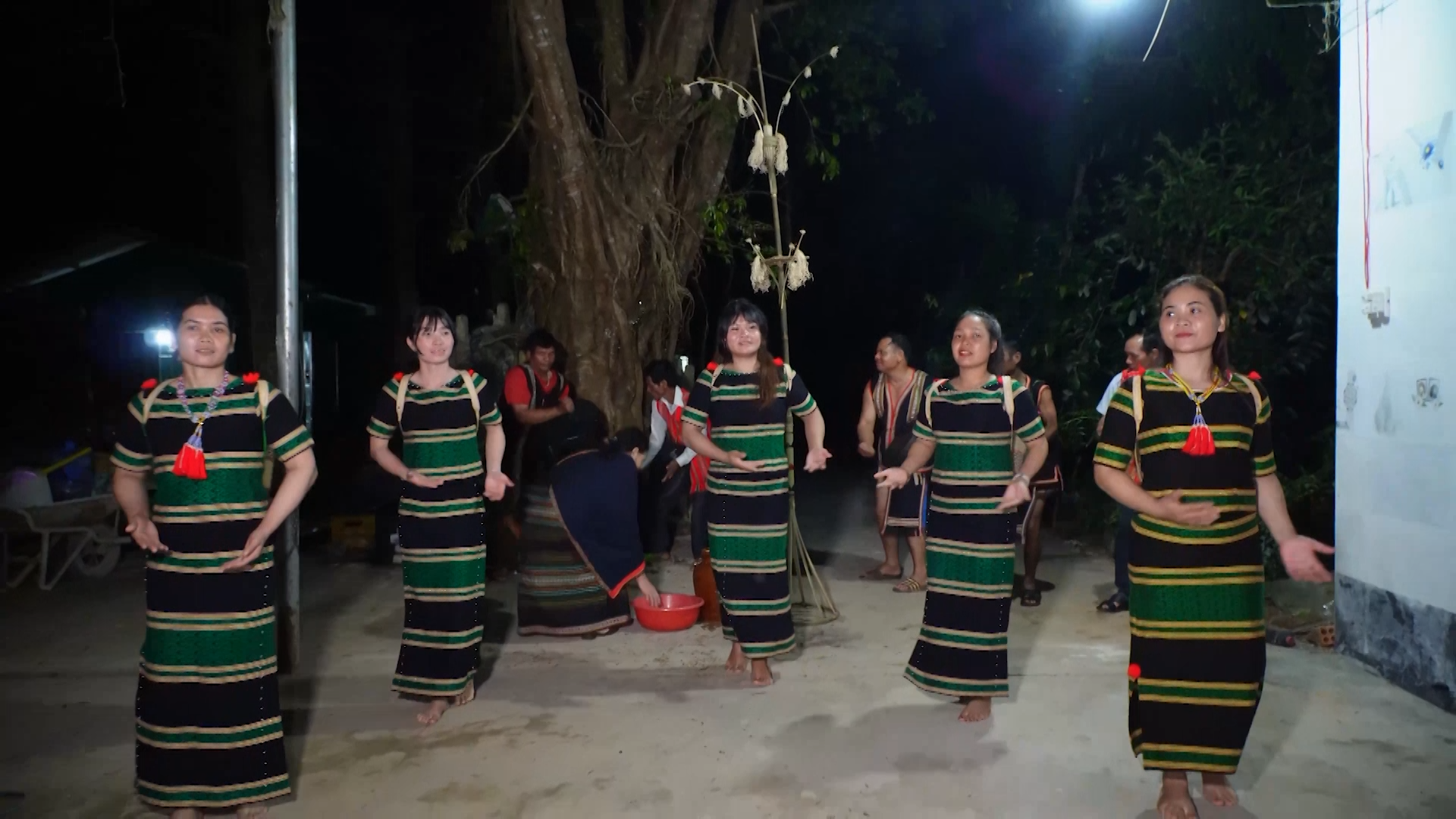 Sắc màu văn hóa ngày 5/12/2025