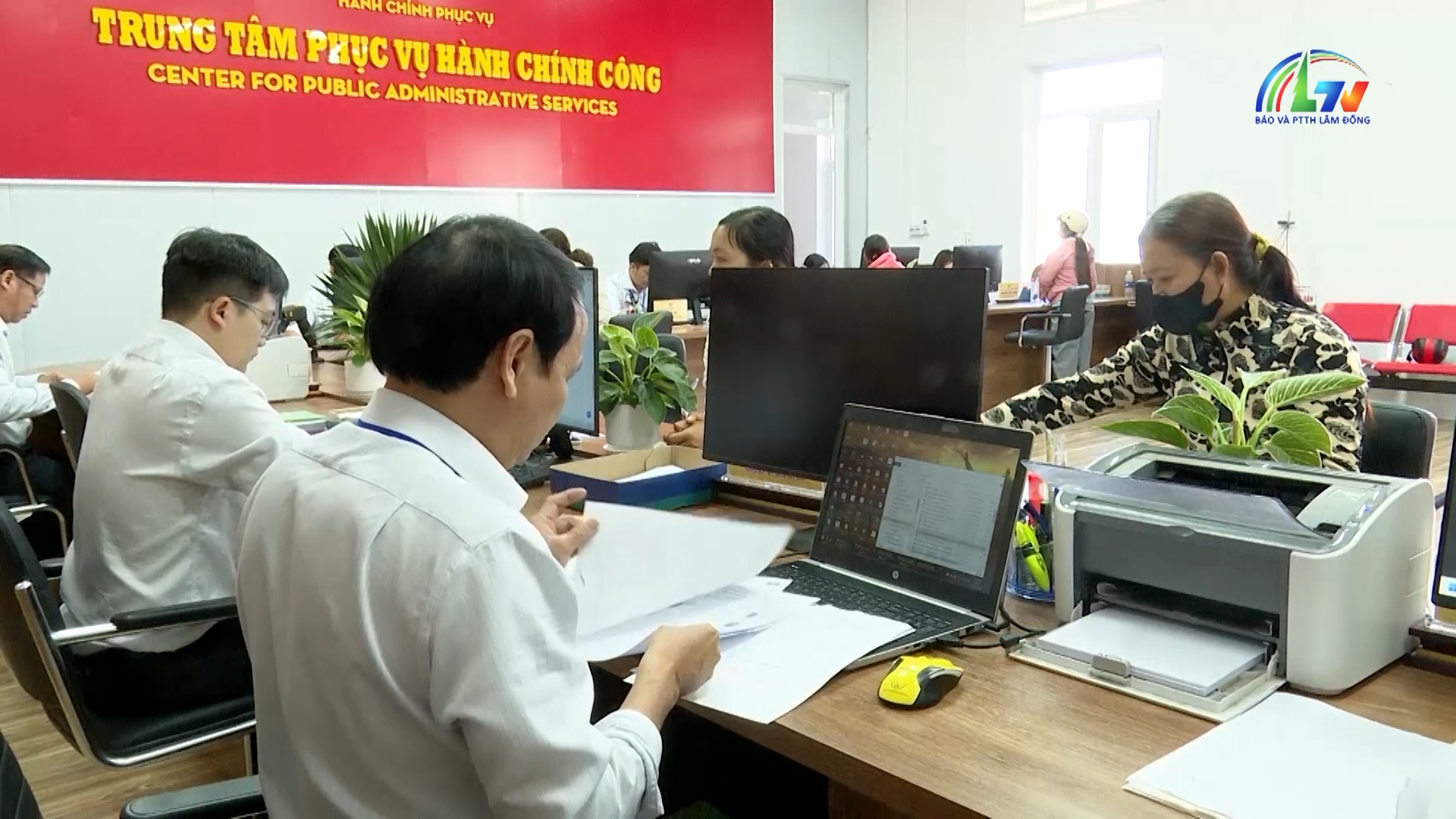 Đảng trong cuộc sống ngày 12/5/2026