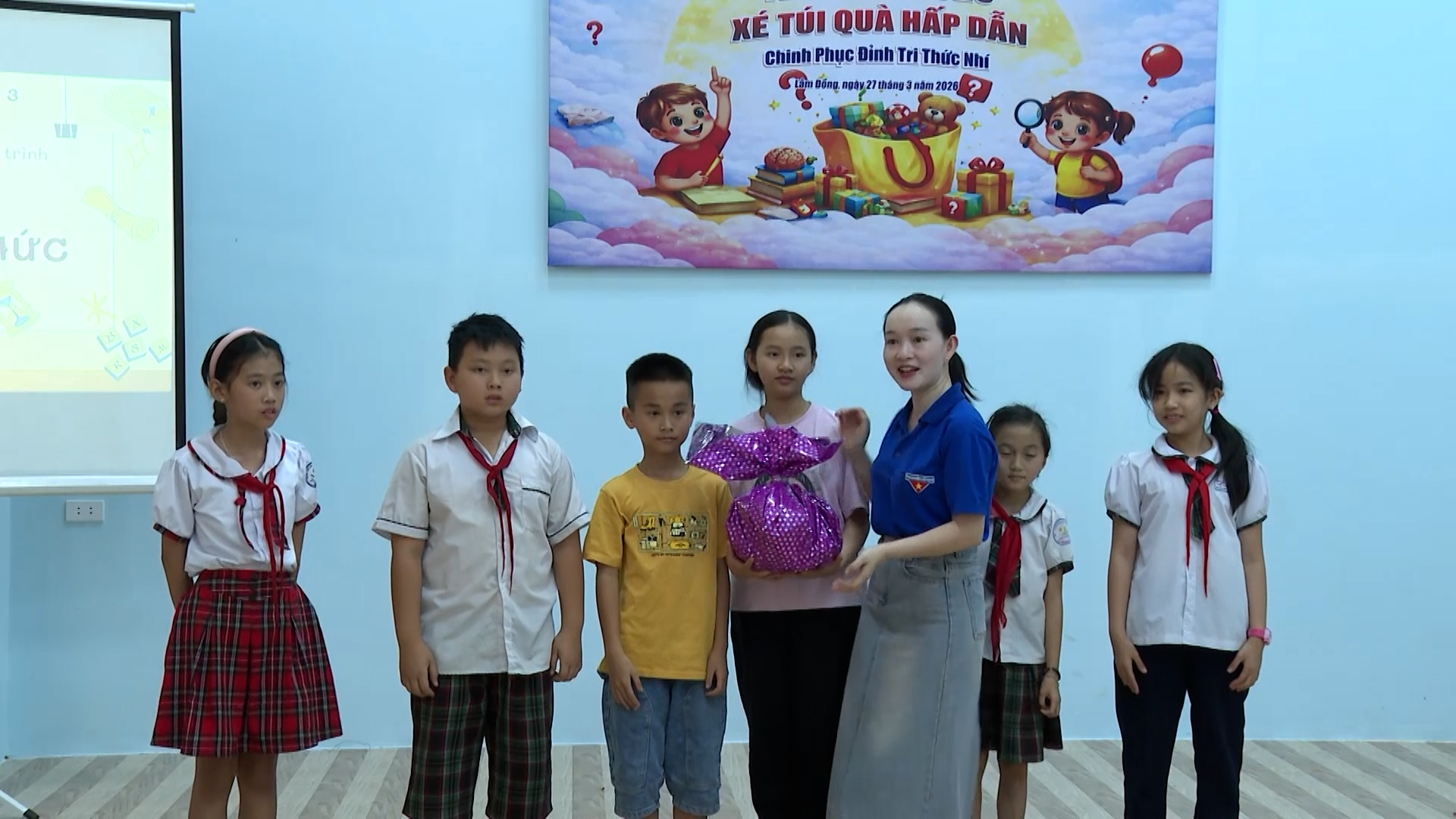 Khung trời tuổi thơ ngày 18/4/2026