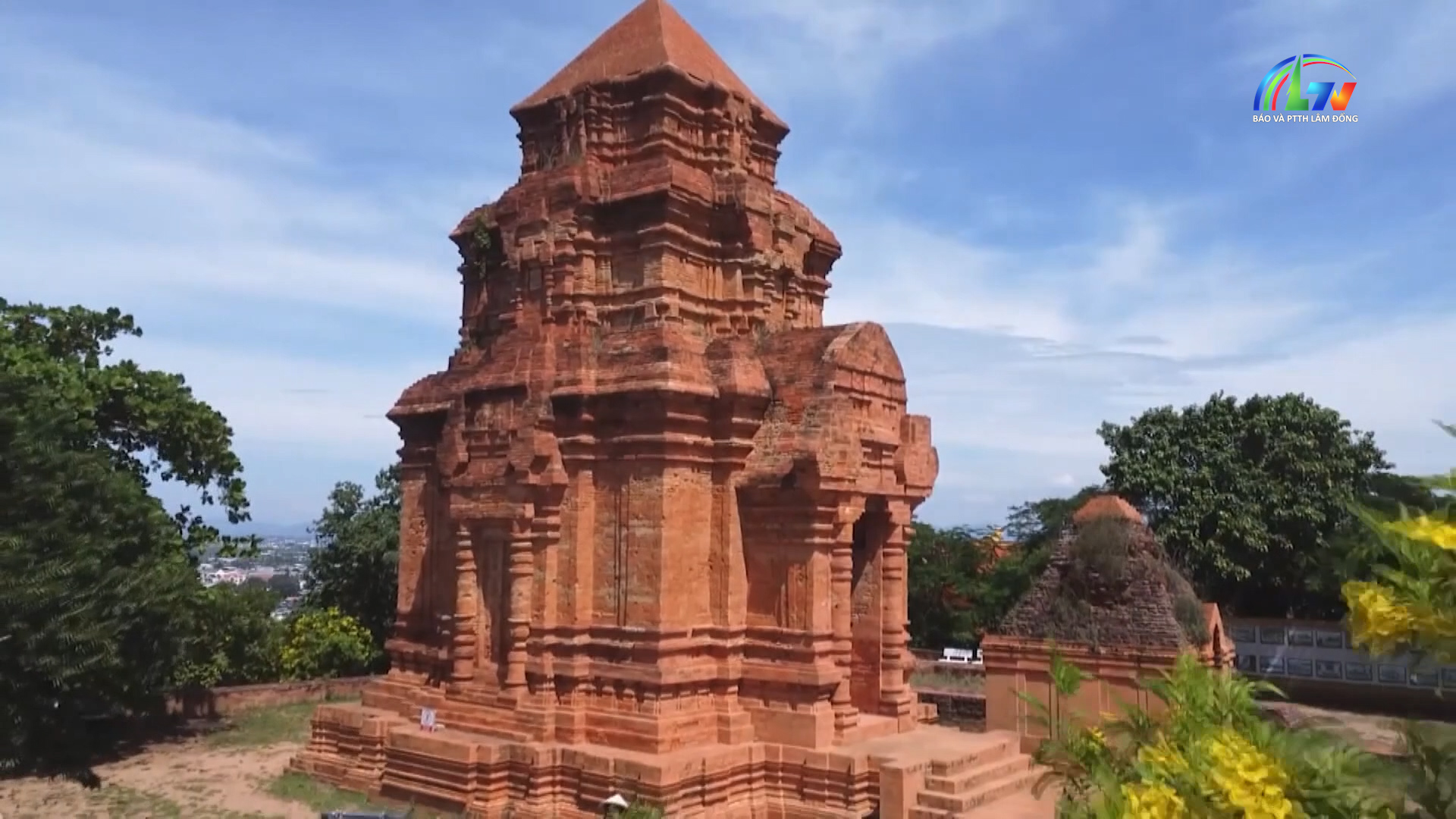 Văn hoá dân tộc ngày 23/5/2026